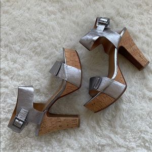 Nine West Metallic Silver Platform Sandle